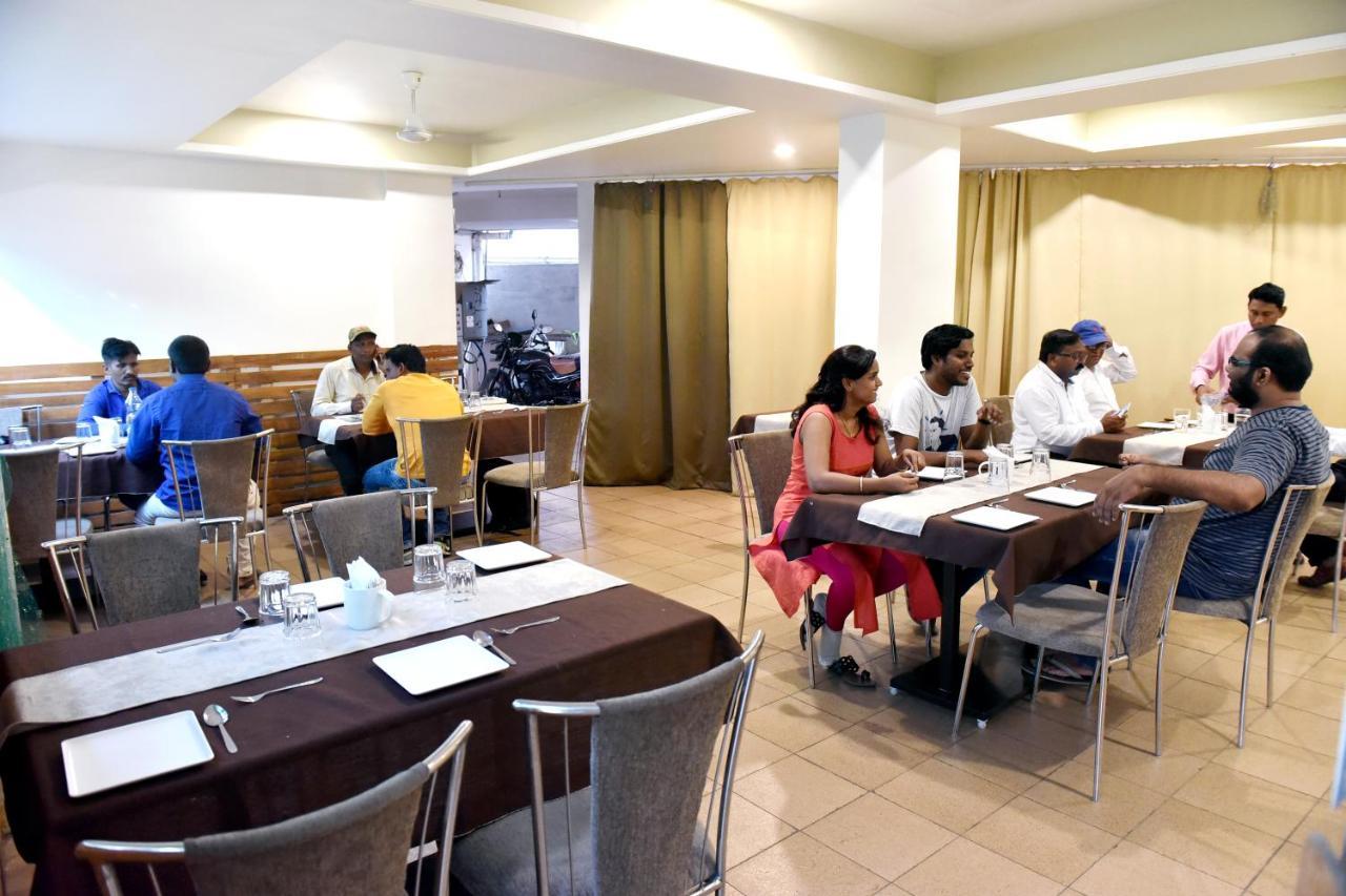 Hotel Lotus Chandrapur Eksteriør bilde