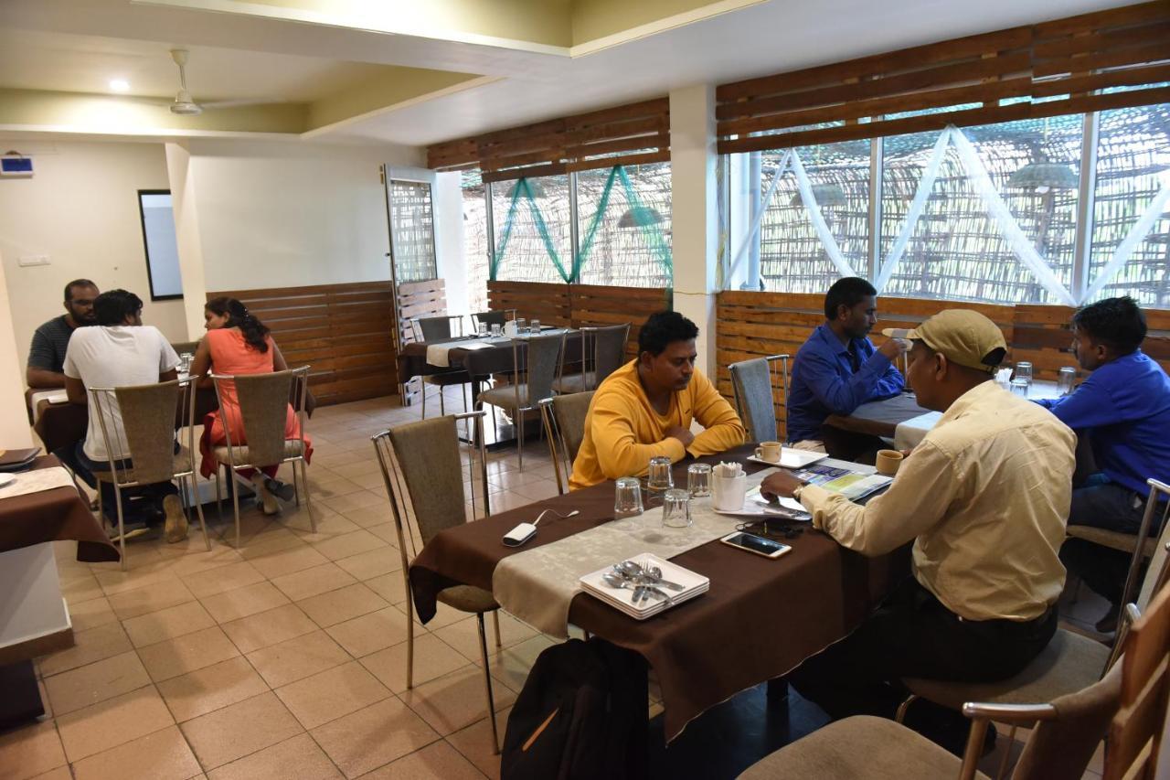 Hotel Lotus Chandrapur Eksteriør bilde