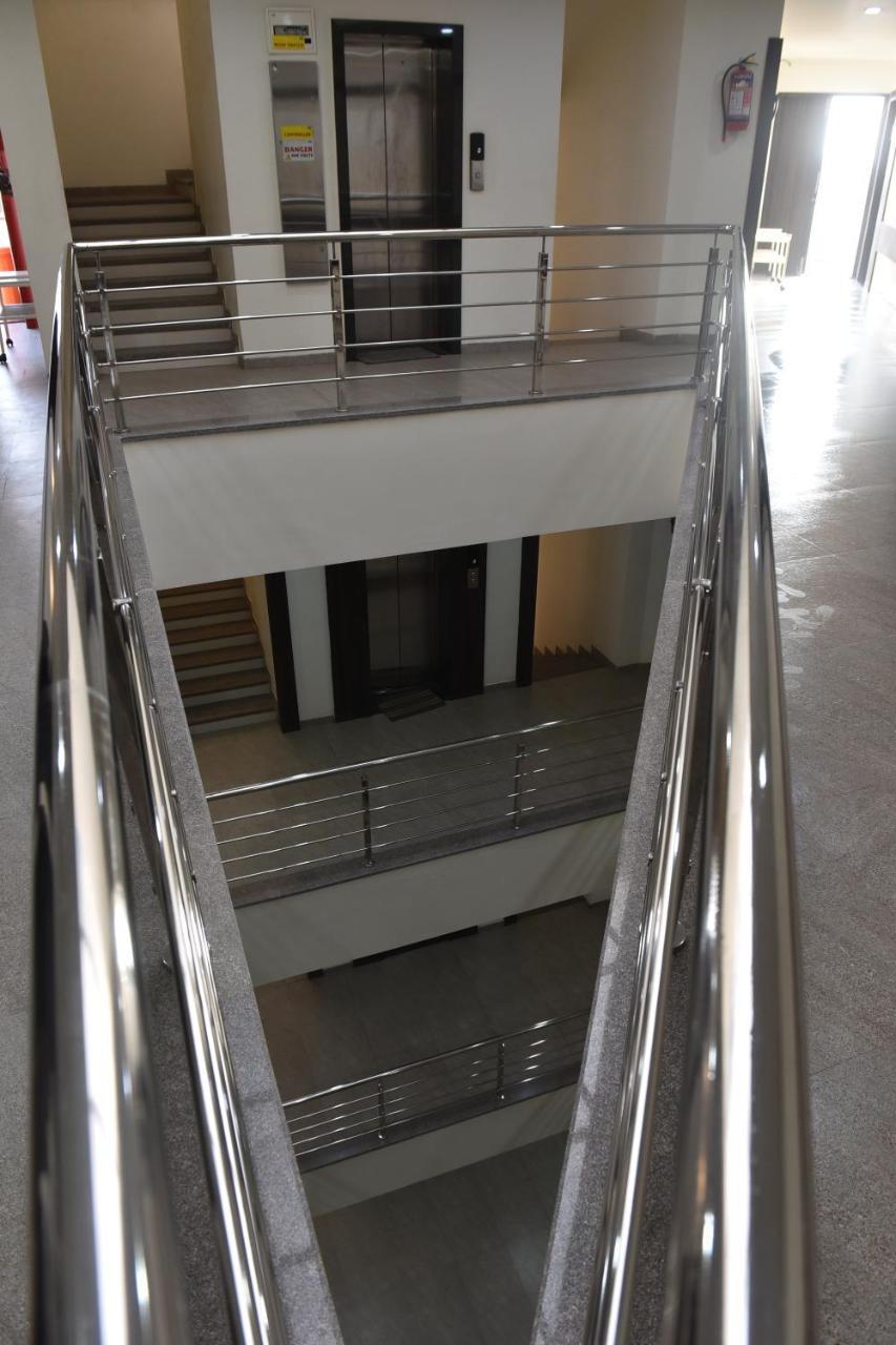 Hotel Lotus Chandrapur Eksteriør bilde