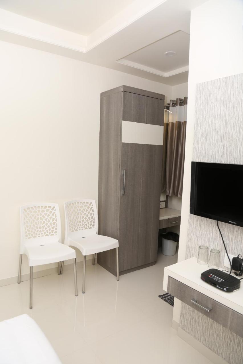 Hotel Lotus Chandrapur Eksteriør bilde